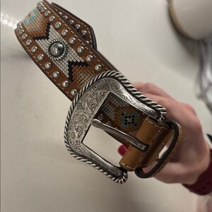 Nocona women’s belt NWOT